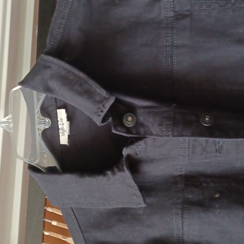 Stylish Black Button-Up Jacket